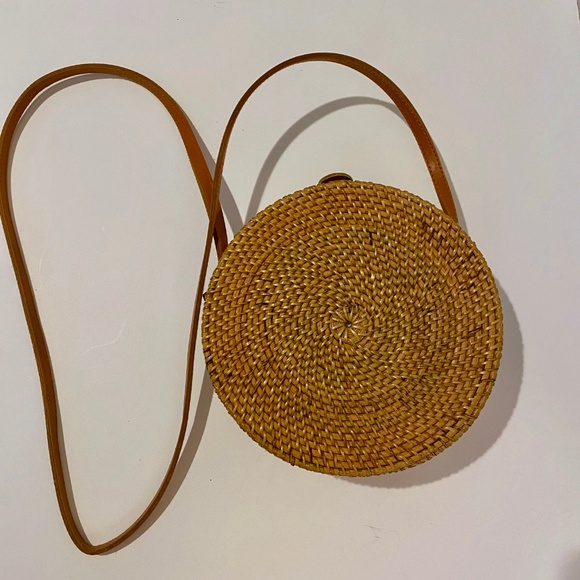 Boho Woven Rattan Circular Purse - Picture 3 of 4